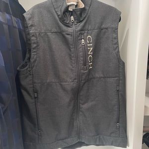 Cinch vest. Very good condition.